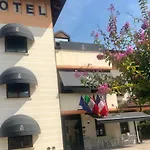 Small Hotel Royal