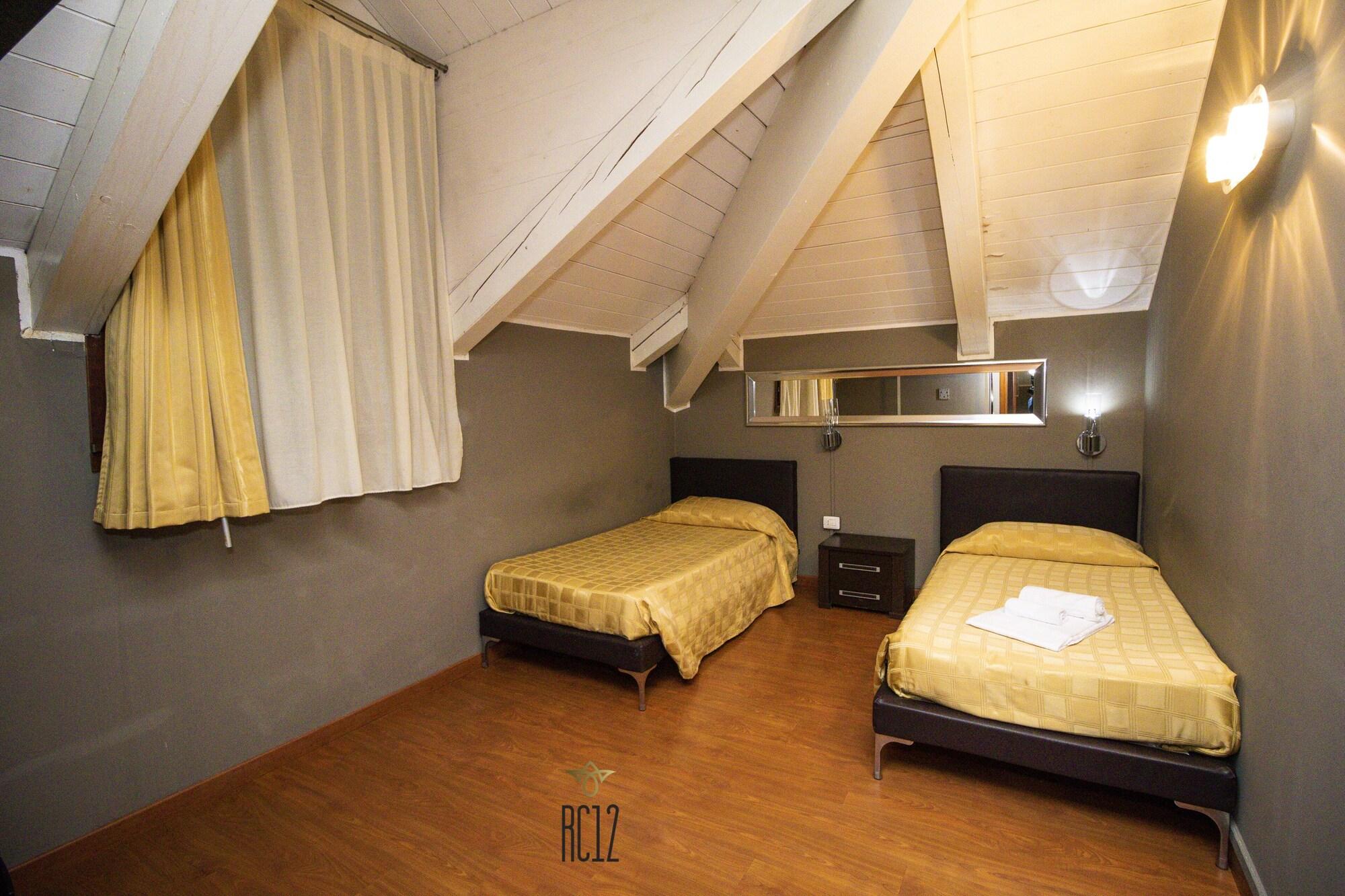 Small Royal Hotel 3*