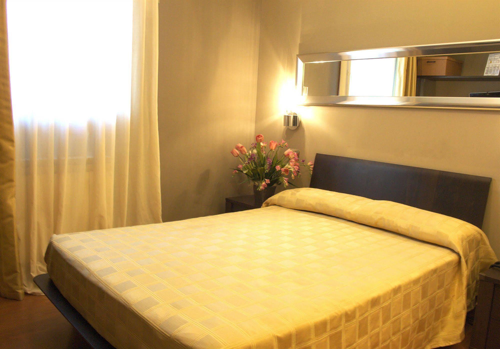 Hotel Small Royal